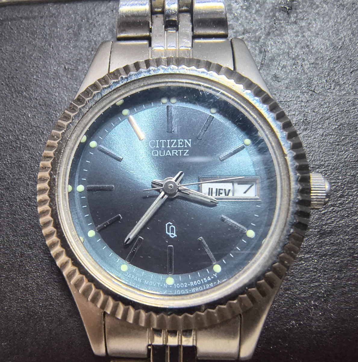Citizen CQ Quartz Watch Women Blue Dial Day Date 1002-R15097 New Bat Works Great