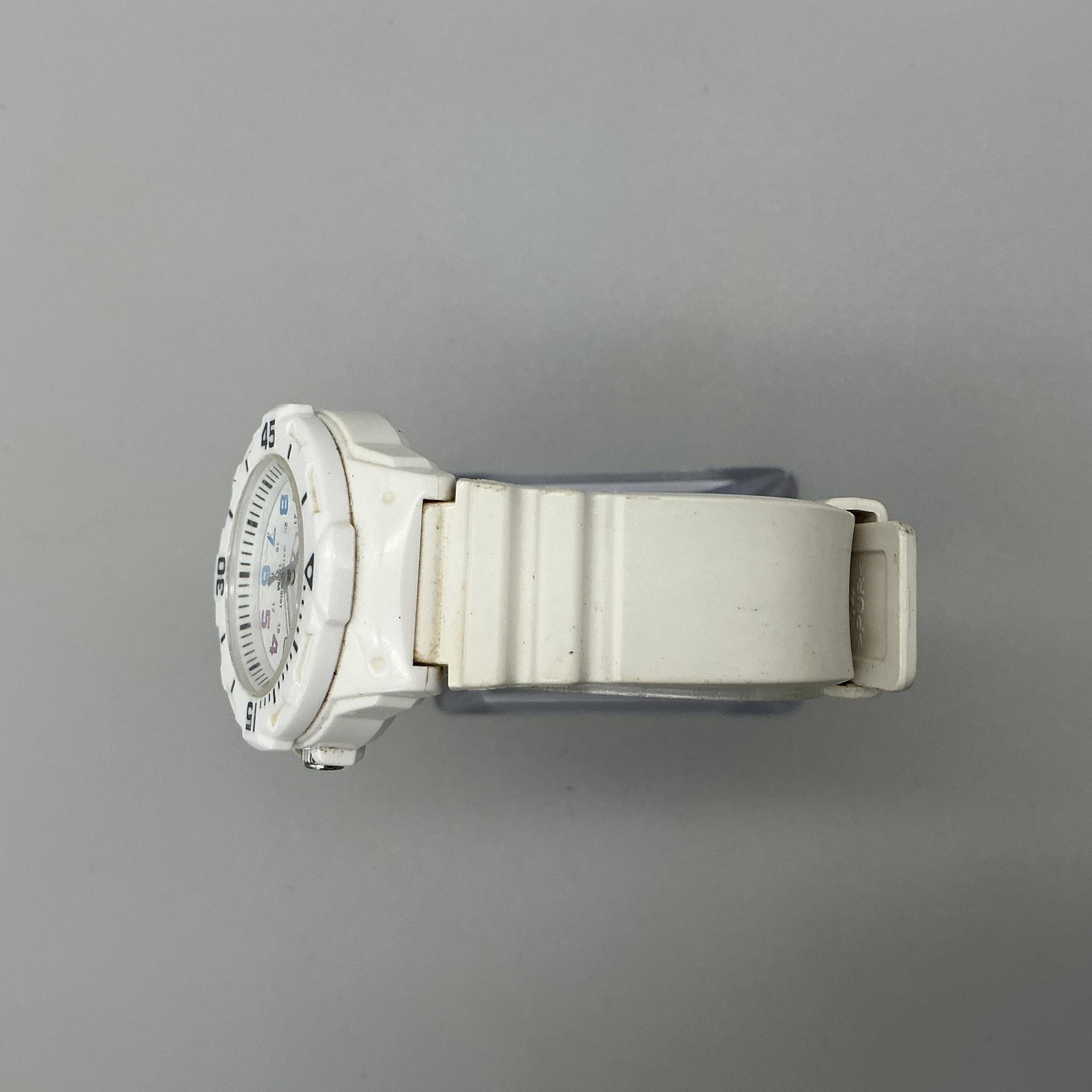 Casio Womens Watch 34mm White Multicolor Dial 100M Date LRW-200H New Battery