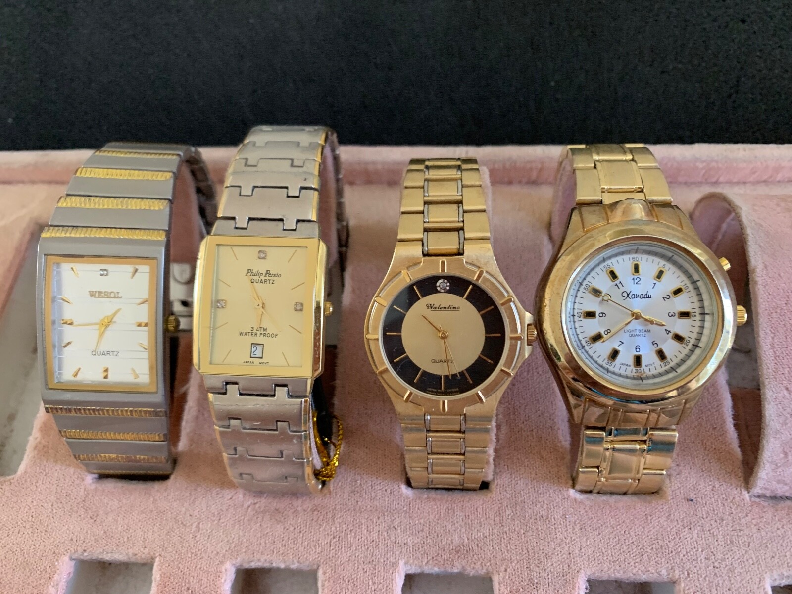 ASSORTED WHOLESALE LOT OF 4 PIECES MEN QUARTZ WRISTWATCH NEW