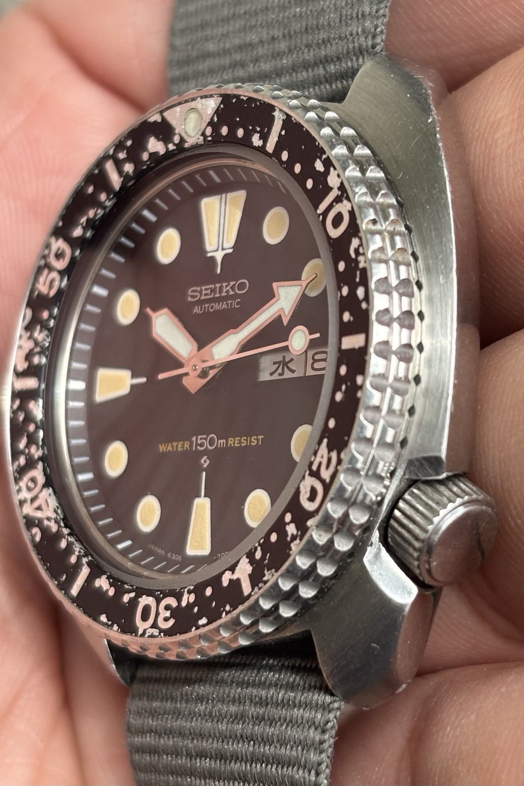 Seiko 6306-7001 Turtle JDM April 1977 Kanji Day Wheel