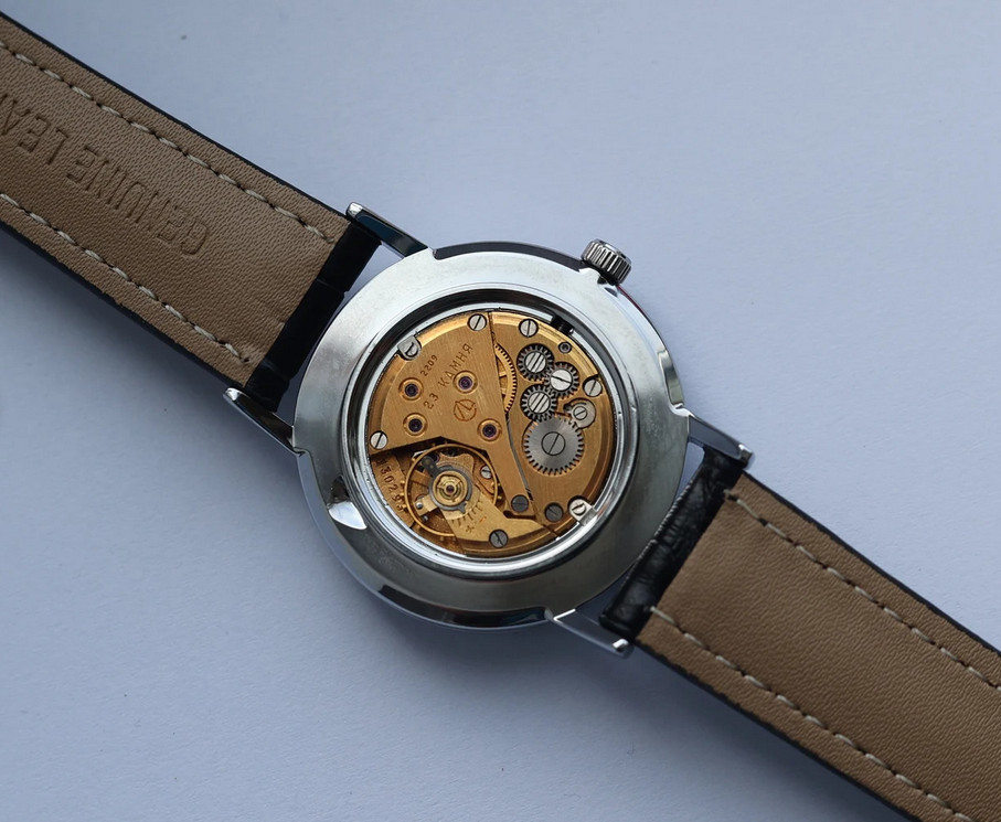 Poljot de Luxe Ultra Slim Wrist Watch Soviet Men’s Vintage Mechanical Watch USSR