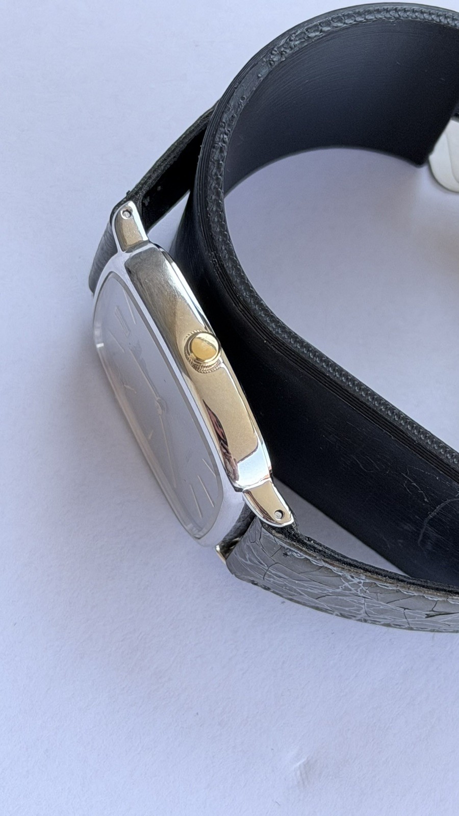 Pulsar V329-6030 Quartz NOS 28x30mm Gold Tone Vintage 1980s Seiko Japan Rare