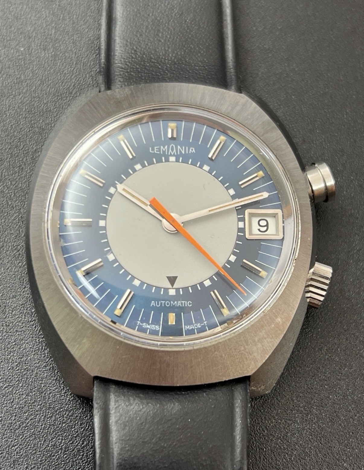 LEMANIA AUTOMATIC ALARM REF. 9751 CAL. 2980 – RARE BLUE DIAL – VINTAGE 1970s