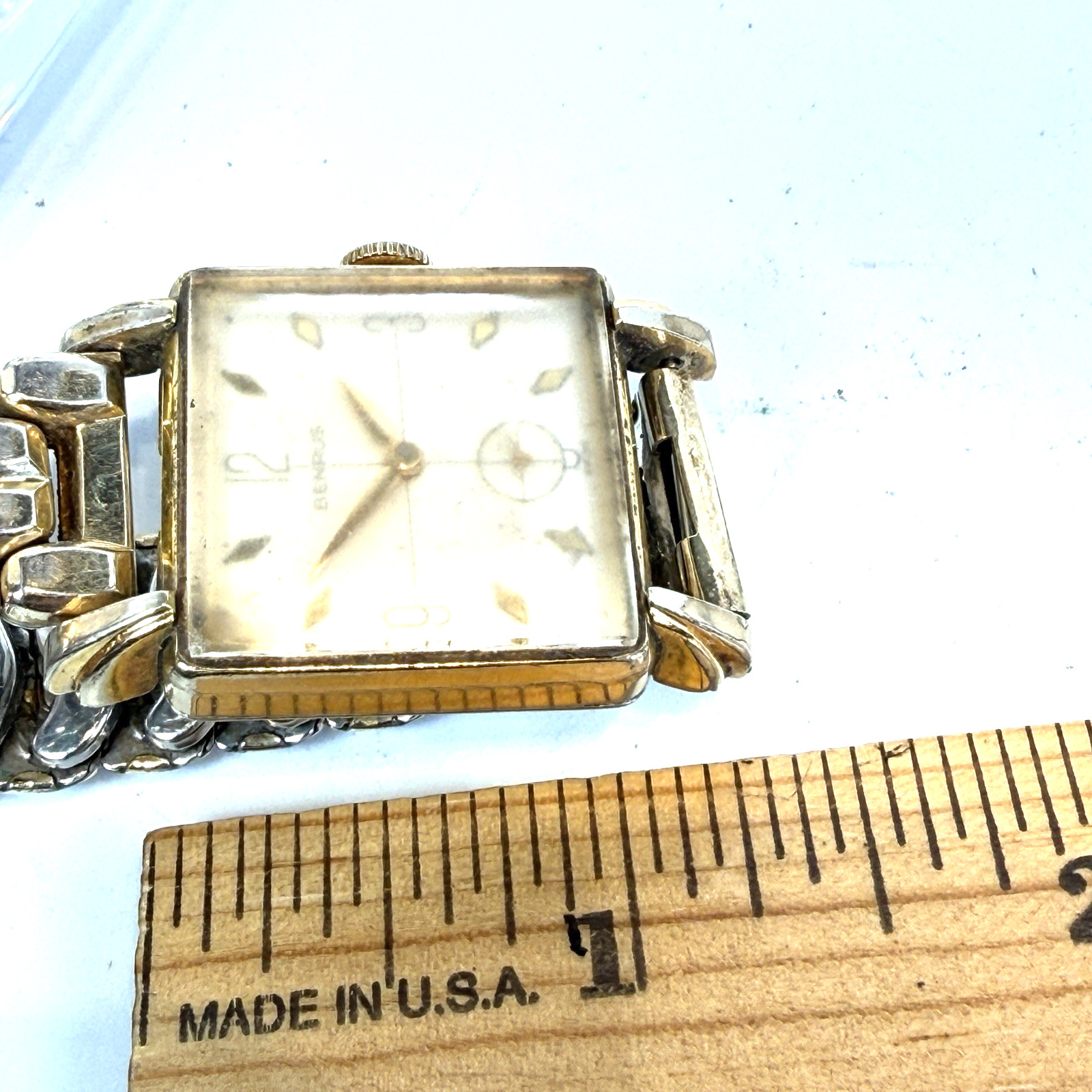 VINTAGE 1940s BENRUS Gold Filled MENS Tank Manual Wind Mechanical Watch Runs
