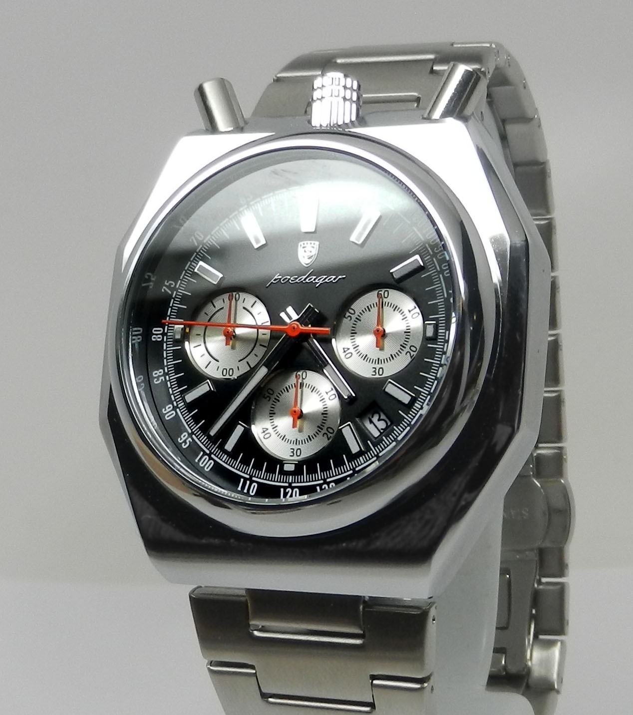 Men’s Retro Vintage Design Bullhead Octagon Chronograph Racing Driver 43mm Watch