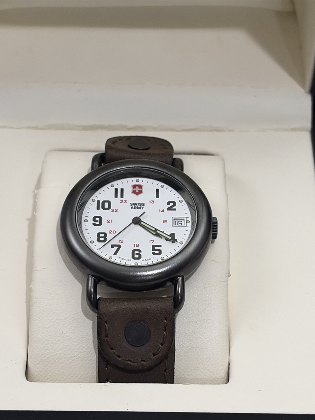 Victorinox SWISS ARMY Watch Men’s CAVALRY White Dial With/ Box,New Battery!
