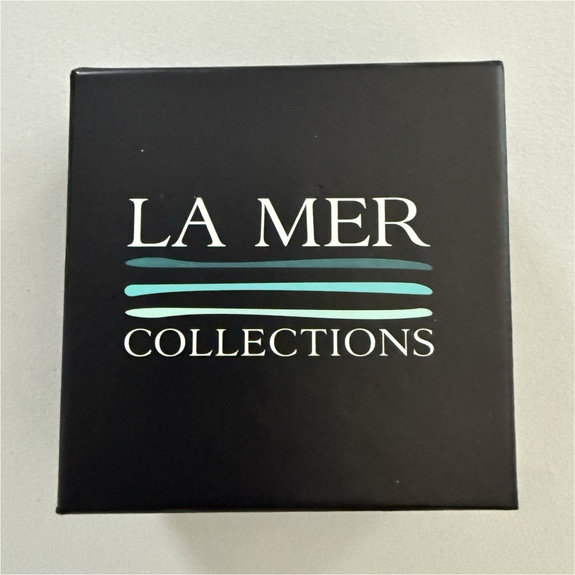 La Mer Collections Beige Leather Wristwatch Silver Case White Dial Baton Indexes