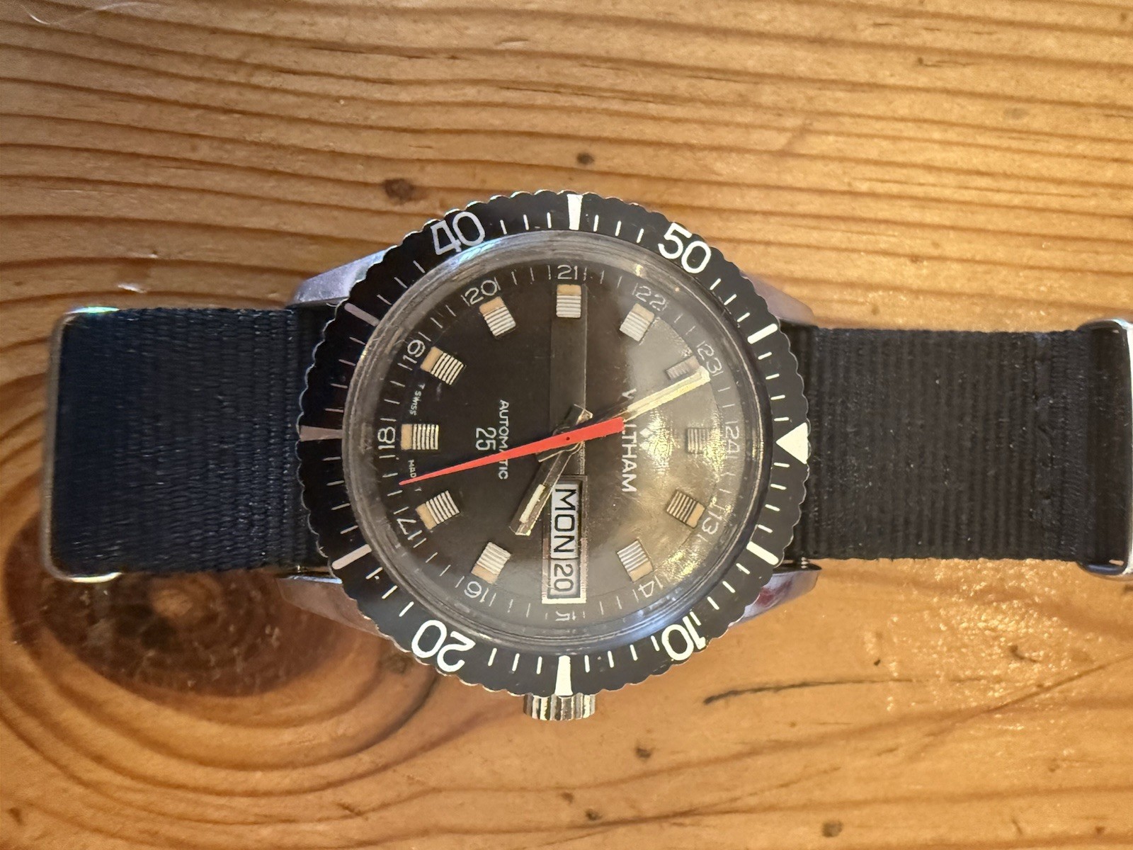 Waltham Vintage 1970s Day Date Automatic Skin Diver NATO Strap