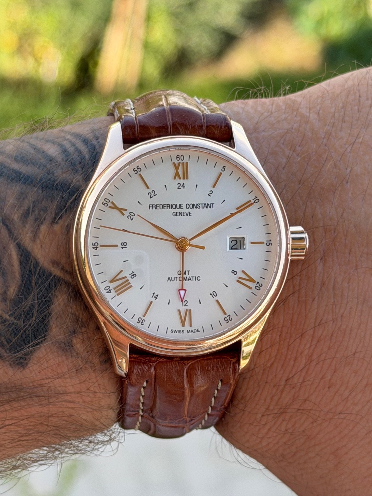 Frederique Constant Classics Automatic GMT FC-350X5B4/6 PVD Rose Gold 42 mm
