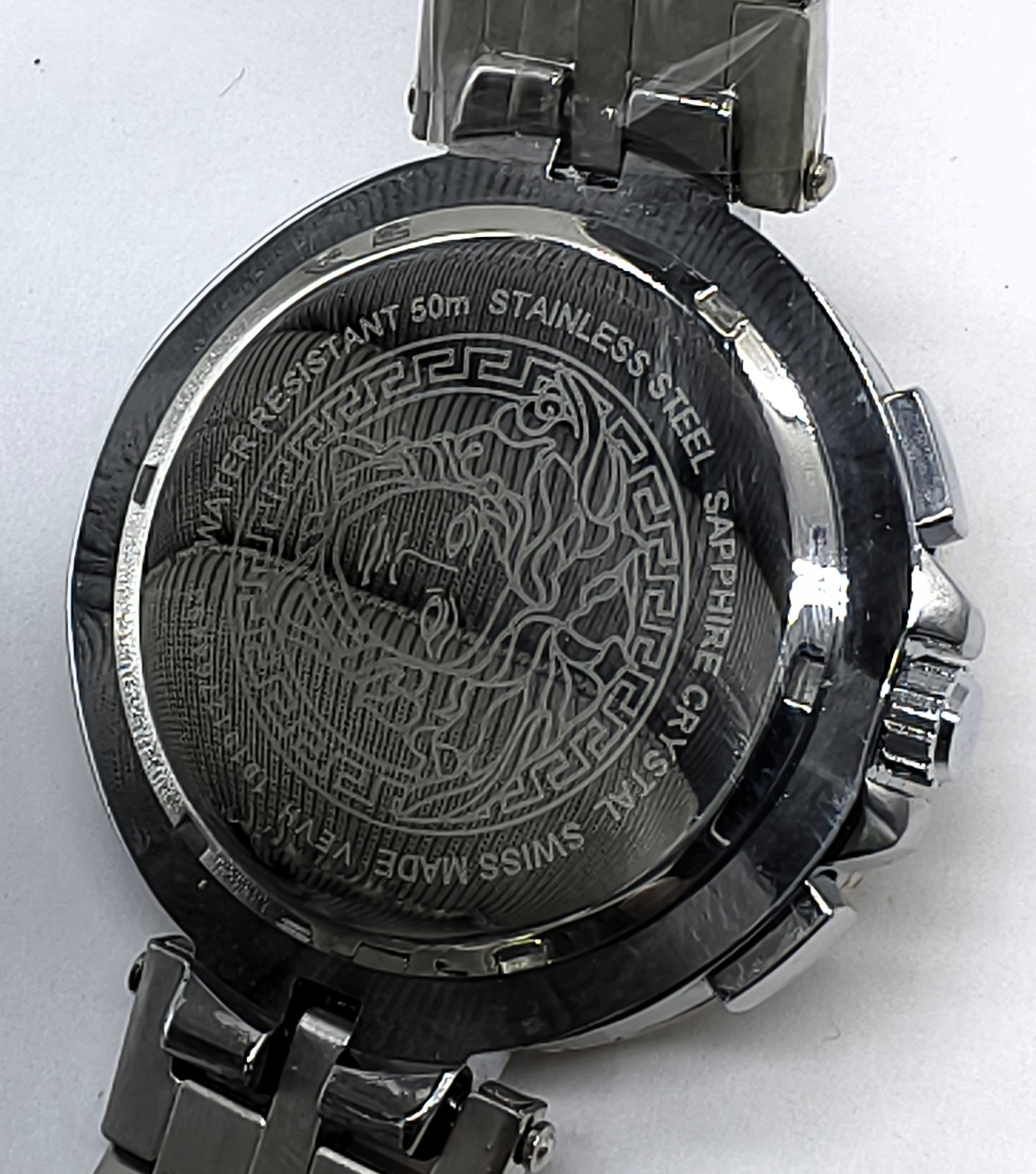 Awesome Versace Chronograph Date Indicator Quartz Analog Men’s Wrist Watch