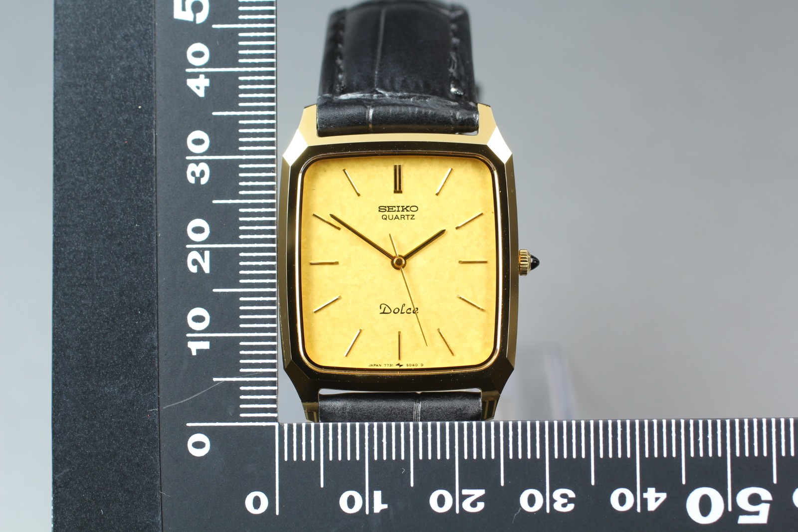 [Near MINT] Seiko Dolce 7731-5040 Gold Dial 27mm Quartz Men’s Watch From JAPAN