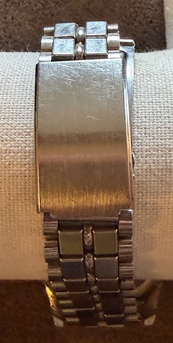 Vintage Caravelle Sea Hunter 666 Skin Diver Men’s Wristwatch Explorer Dive