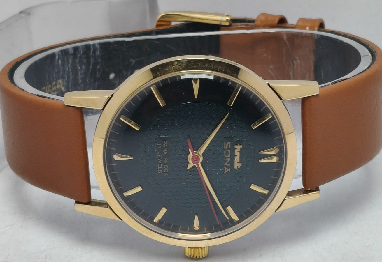 HMT Sona 17 Jewels Hand-Winding Wrist Watch For Men’s In Working Condition