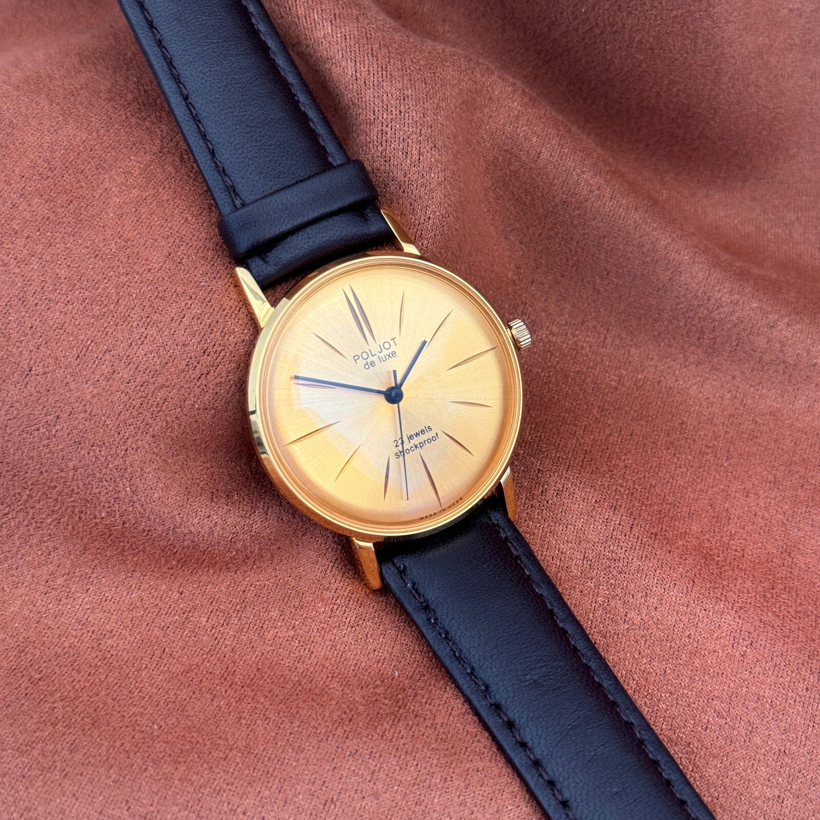 Vintage Wristwatch NOS Poljot De LUXE Ultra Slim Soviet Watch 2209 23 Jewelry