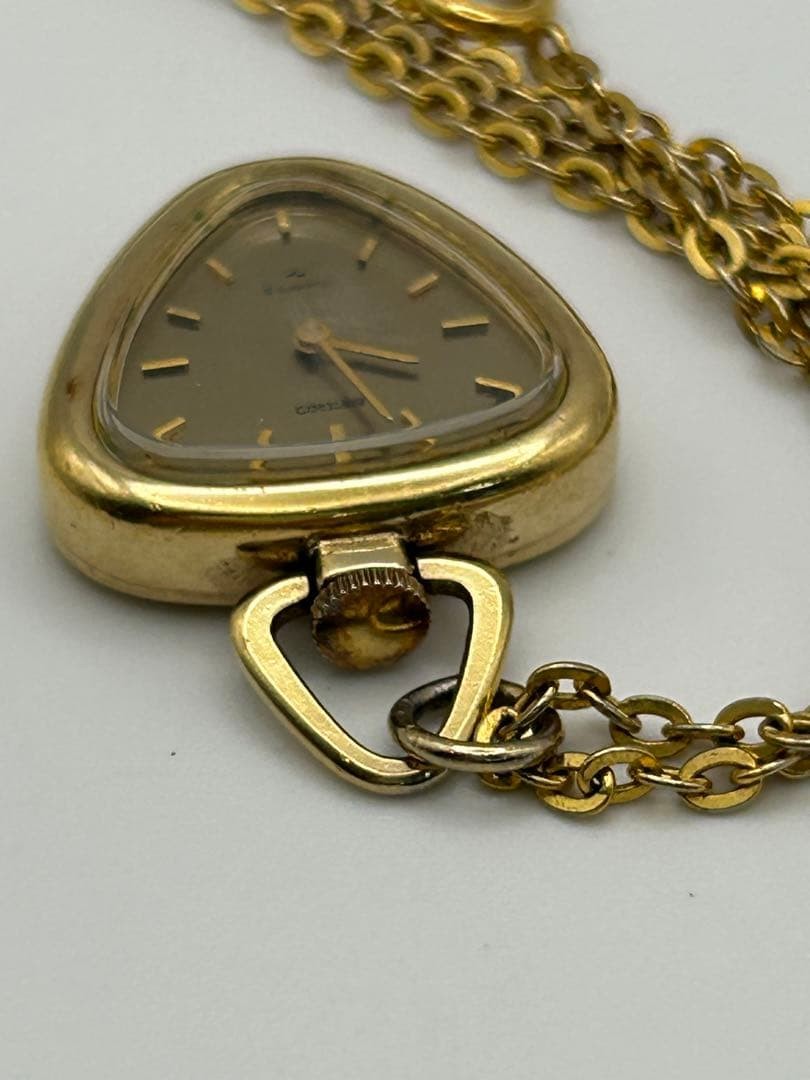Seiko hand-wound pendant watch, 17 jewels, working condition.