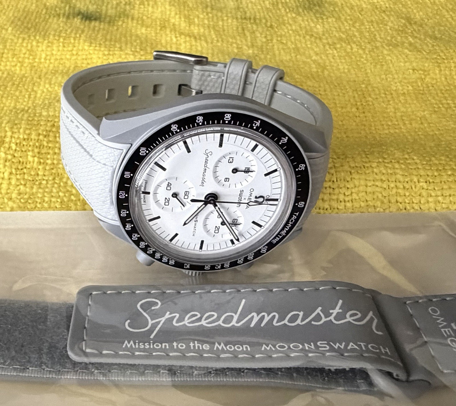 Swatch MoonSwatch Mission to the Moon 1965 Bioceramic Quartz Chrono 42mm