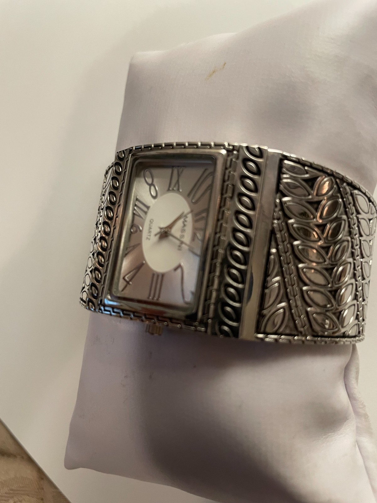 Massini Wide Cuff Engraved Design Silver-tone Quartz Watch Pre-owned Excellent