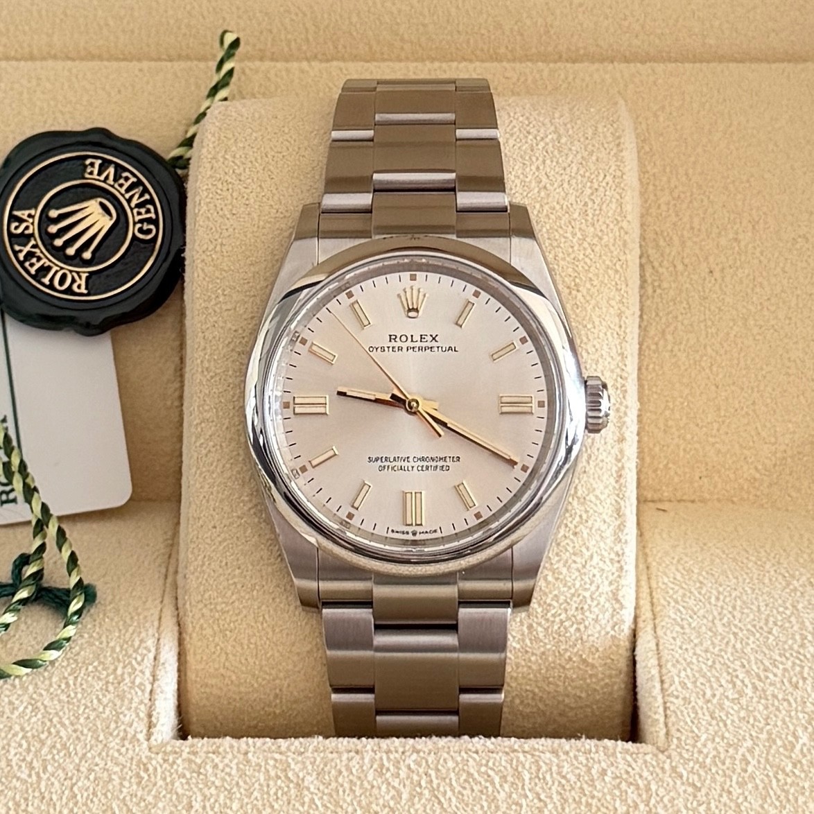 Rolex Oyster Perpetual 36mm Silver Dial 126000 – Full Set & Under Warranty
