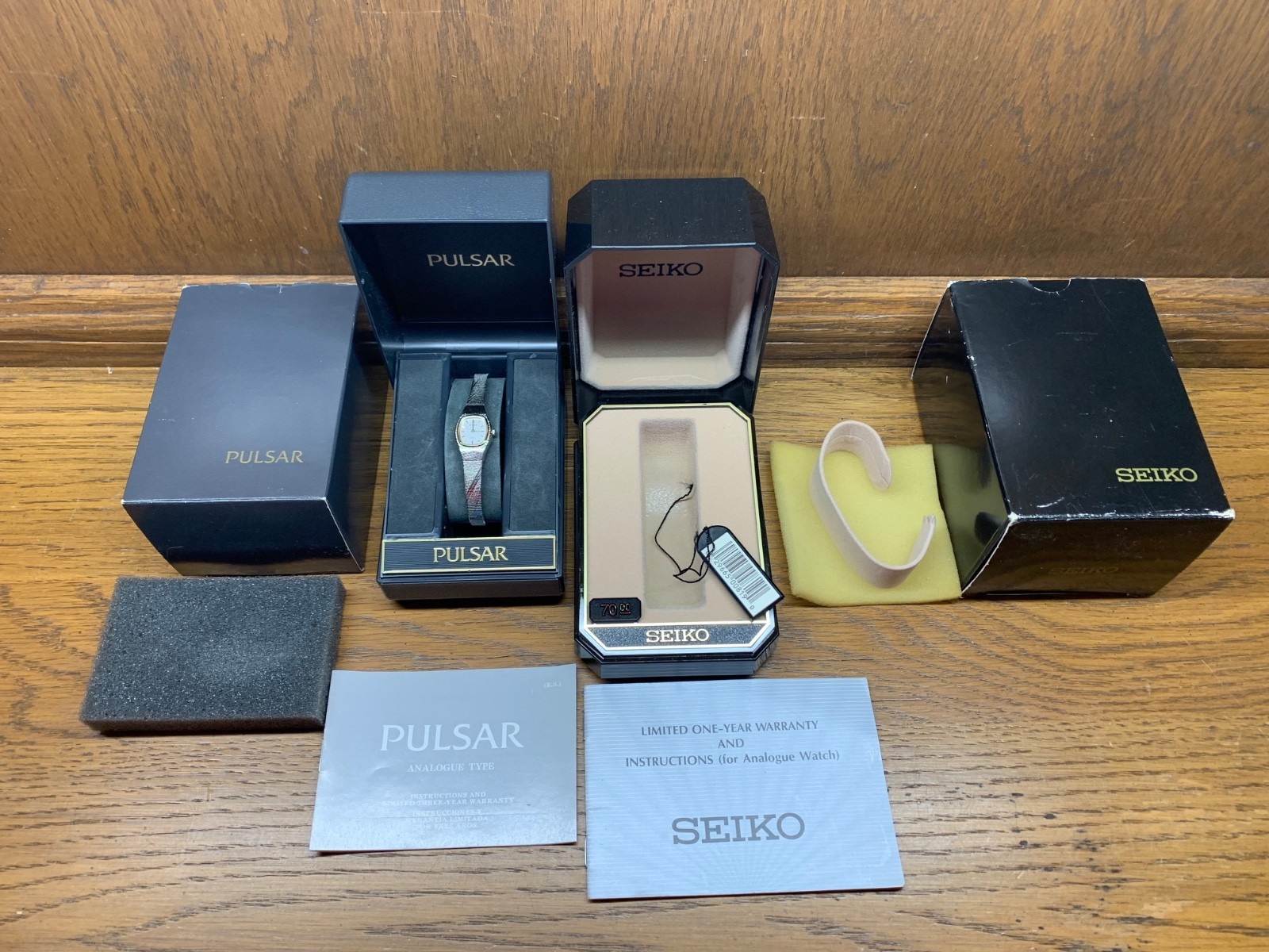 Silver Tone Pulsar Ladies Watch PRB097 IN Box With empty Mens pulsar box