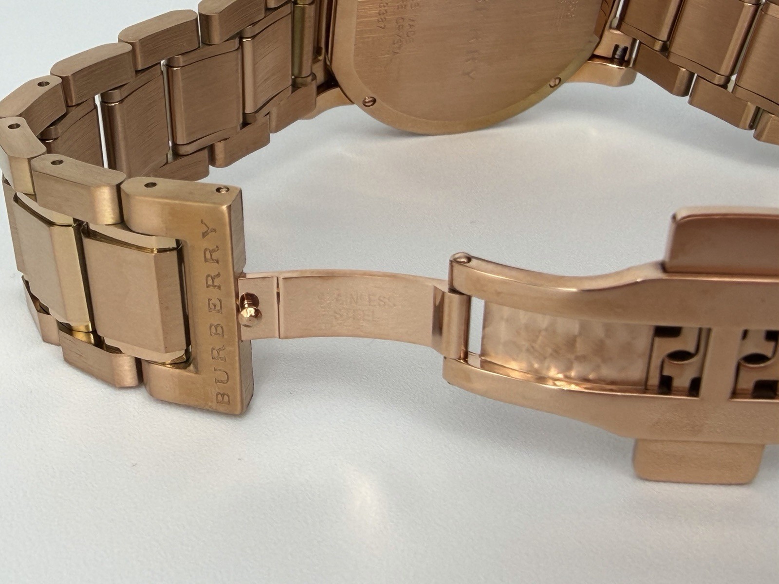 BURBERRY The City BU9353 Classic Chronograph 42mm Rose Gold Unisex Wristwatch