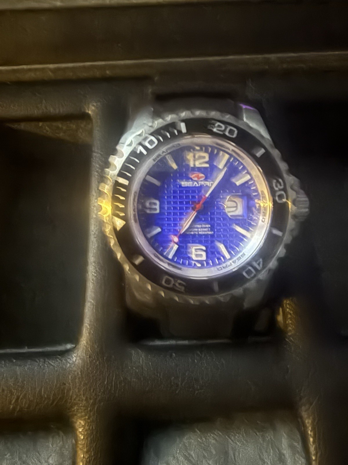 Seapro Abyss Mens Diver Watch 200 ATM Quartz Blue Dial Black Strap Date