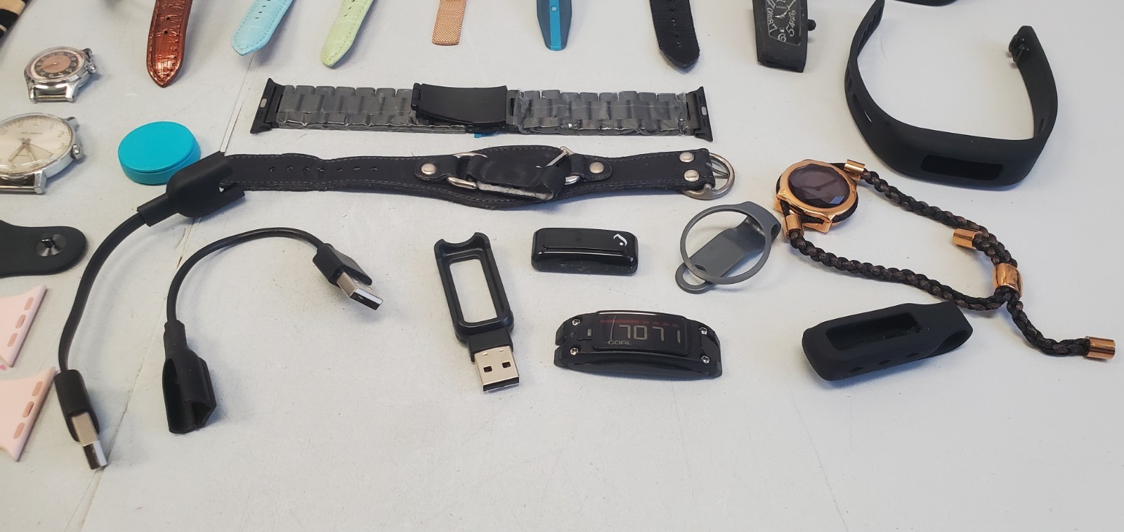 Watches Lot Of Assorted Men’s & Women’s Styles Mixed Fashion Bulk Wholesale