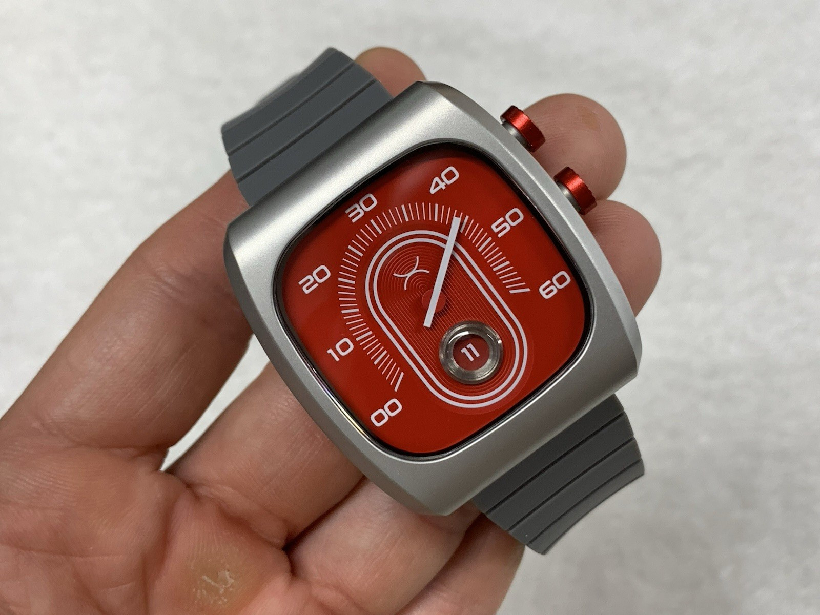 Xeric Retroscope Jump Hour Red 39mm Quartz Watch