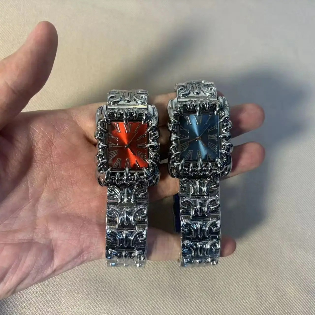 Silver Chrome Alabaster Punk Style Watch With Detailed Incisions, in Steel
