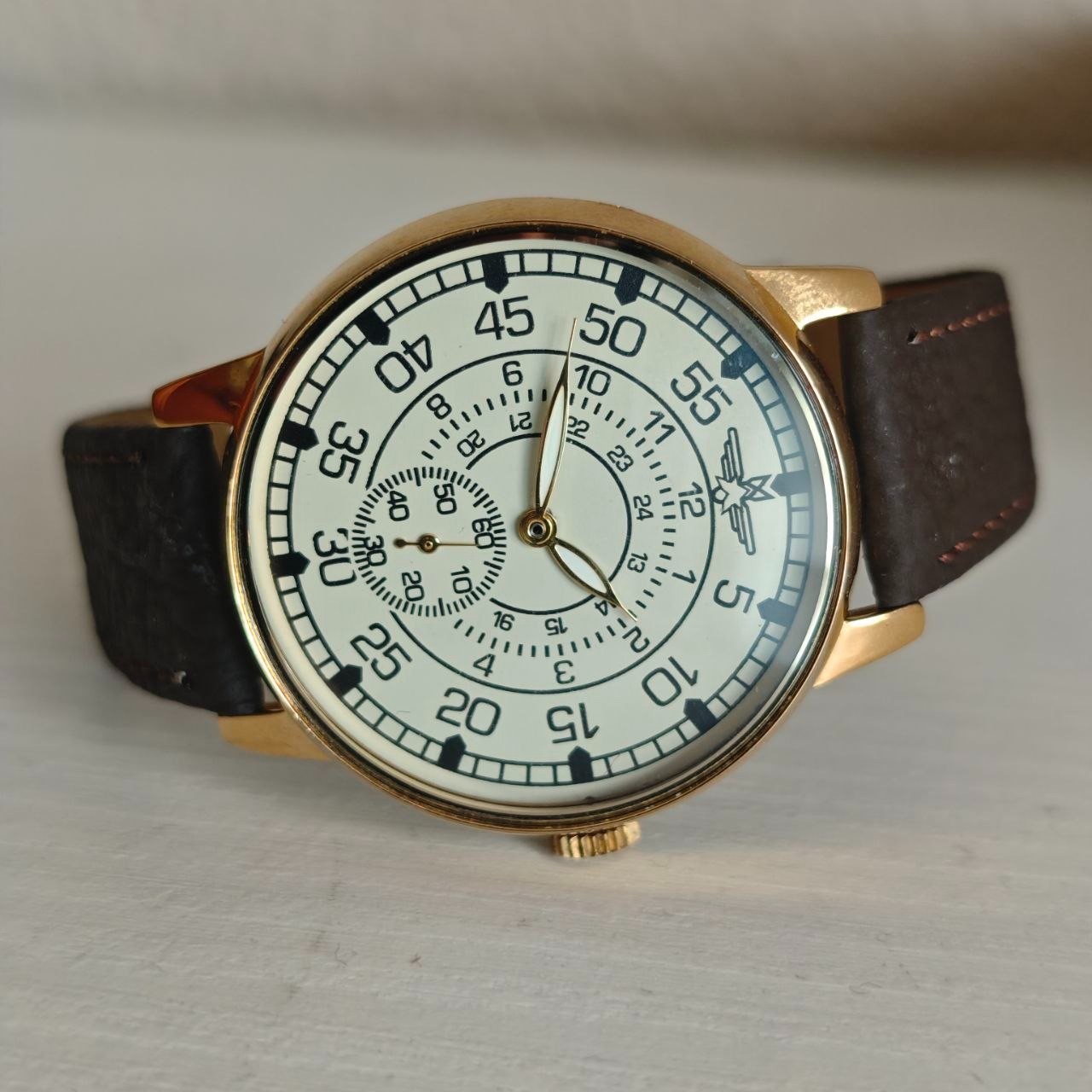 Pobeda ZIM WristWatch Vintage Pilot military Aviation Style