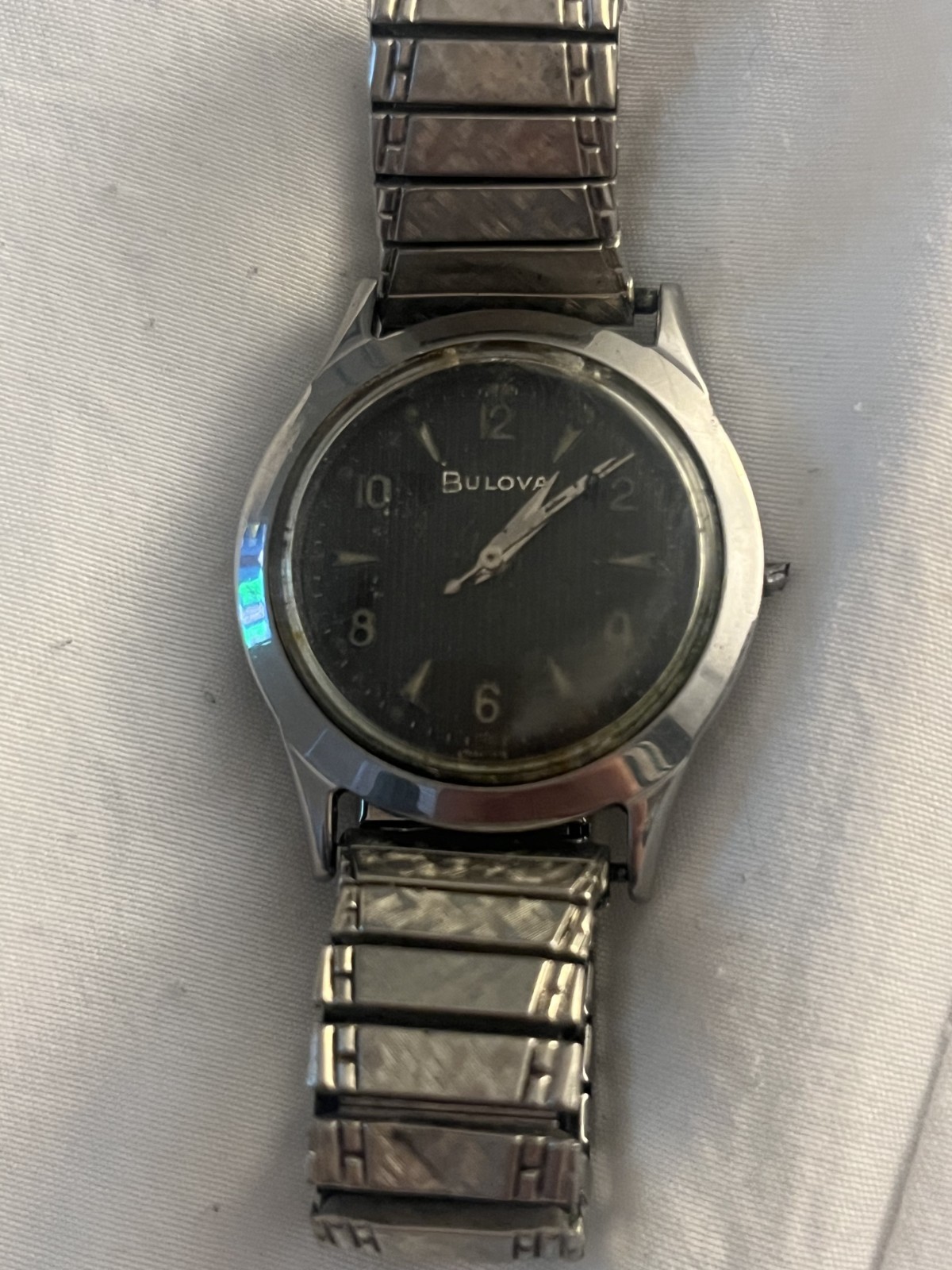 Bulova Self-Winding Automatic Vintage 1950s Black Dial Silver Bracelet