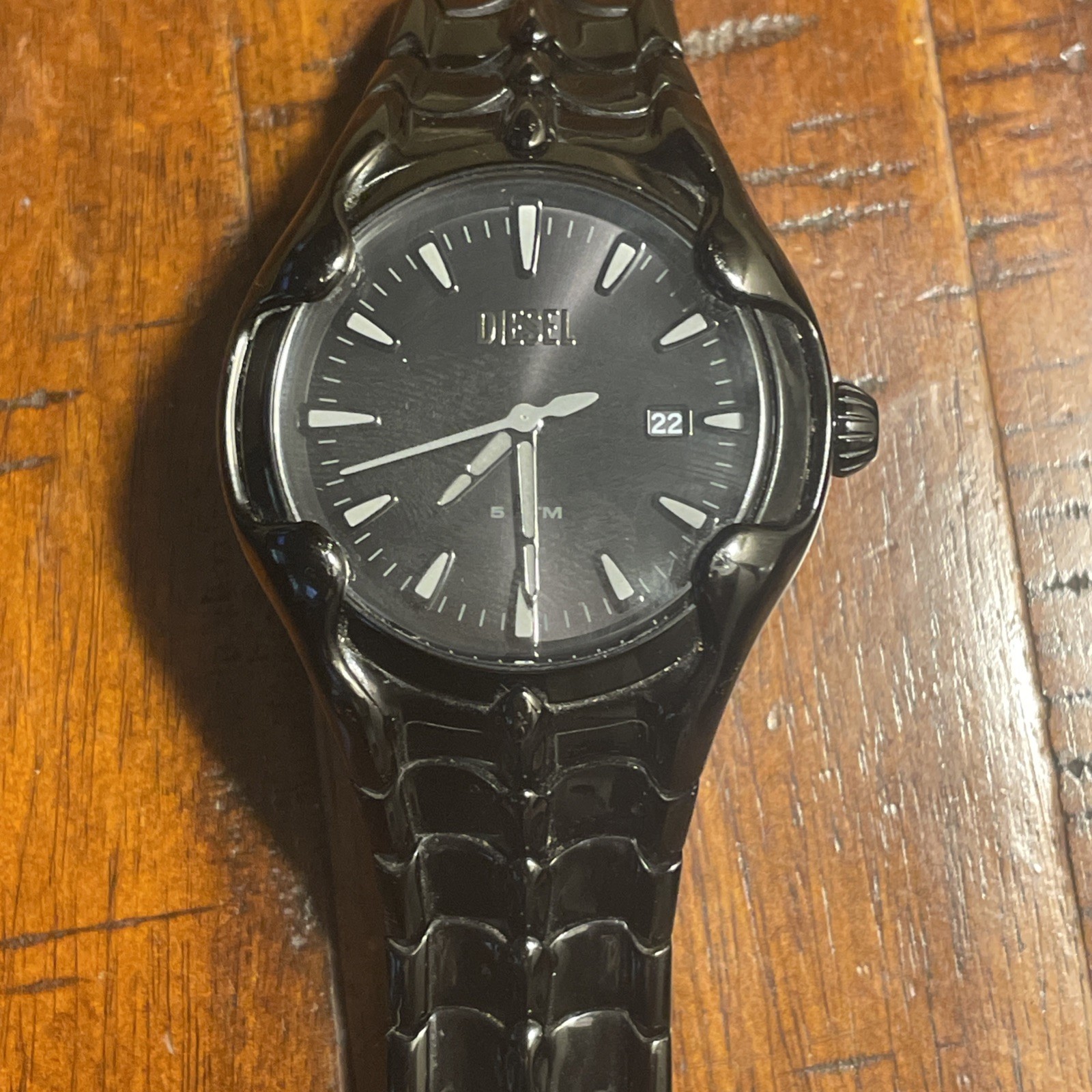 DIESEL Metamorph Vert Mens Black Dial Watch Reptilian Gloss Stainless Steel Band