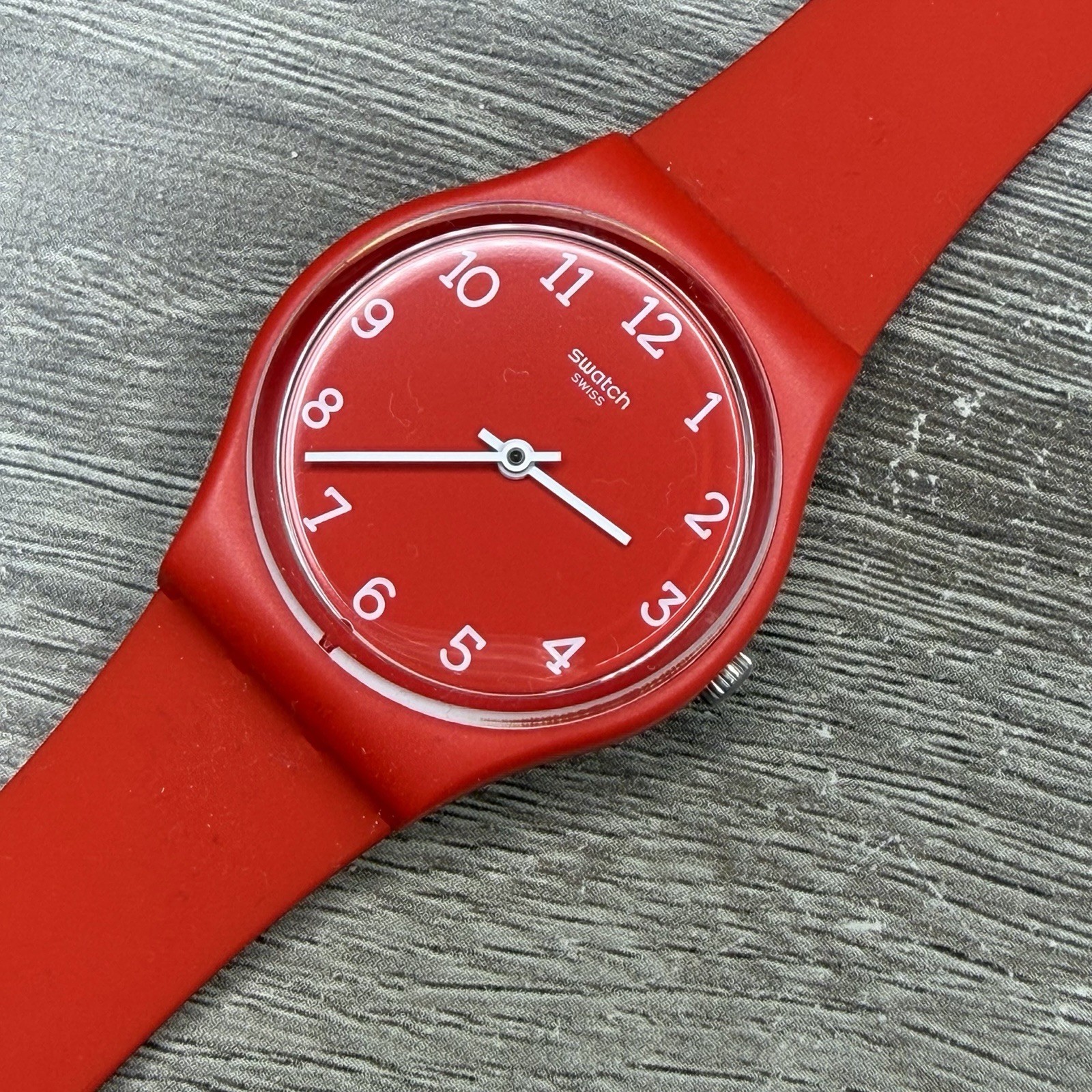NEW✅ Swatch SUNETTY Red Silicone Number Dial Women’s 34mm Watch GR175