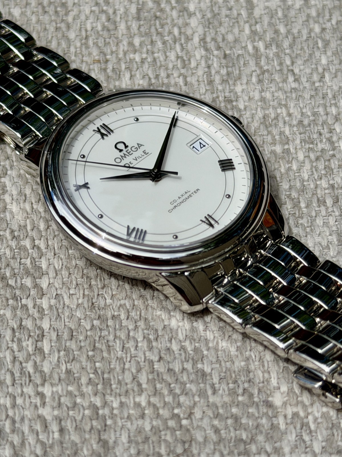 Omega DeVille Coaxial Chronometer 424.10.37.20.04.001 – 37mm Cal. 2500 Auto