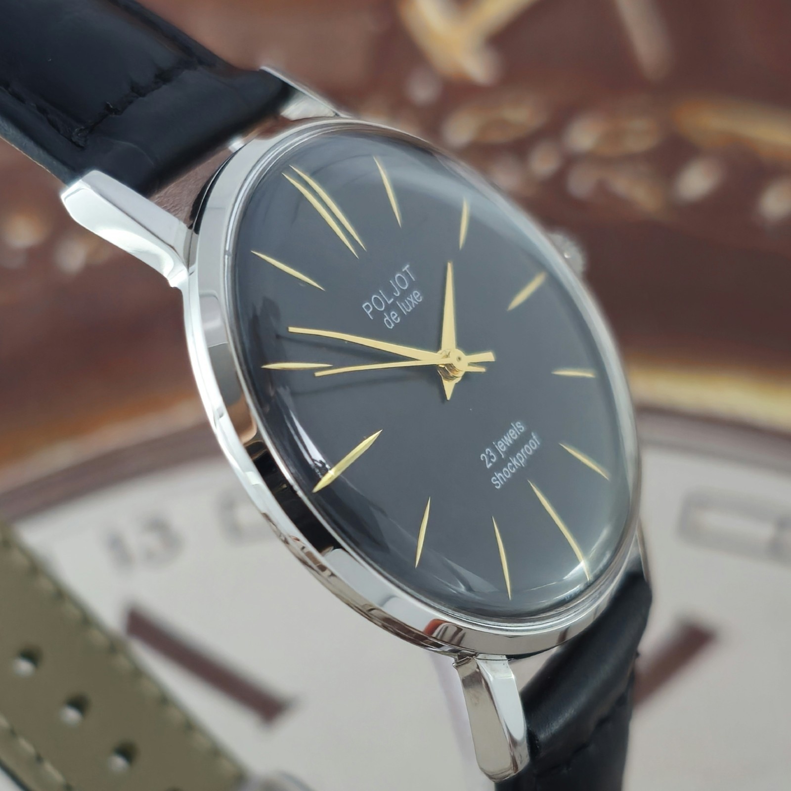 Poljot De Luxe ULTRA SLIM Soviet Wristwatch 2209 Black Dial Vintage Watch USSR