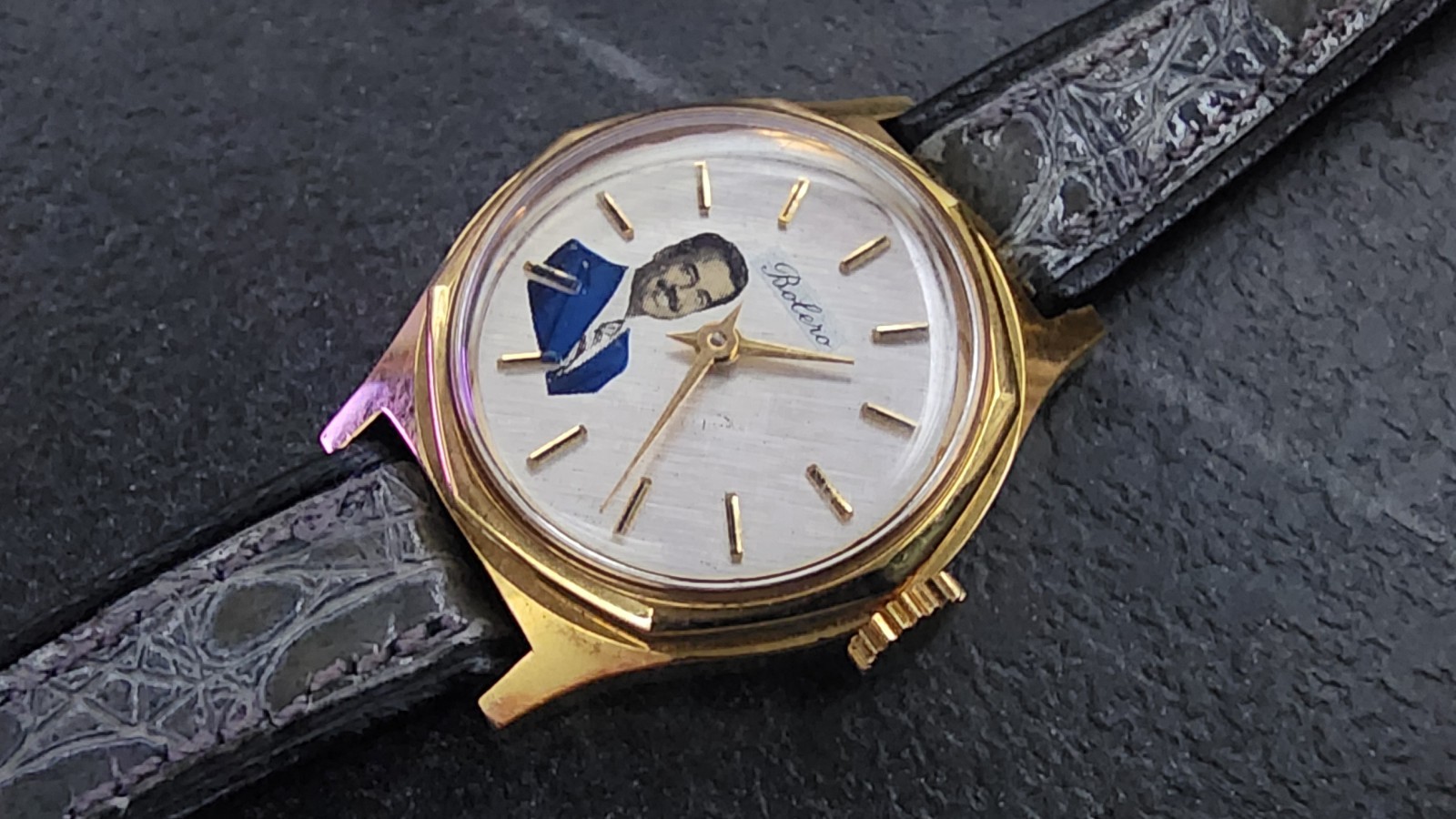 Vintage Bolero Saddam Iraq Logo Steel Small Manual Wind Ladies Watch
