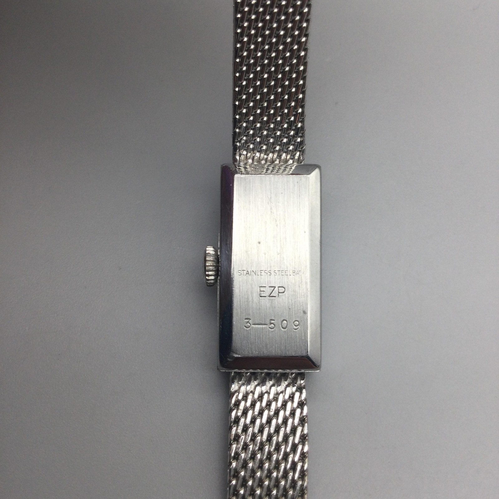 Vintage EMKA Geneve Womens Watch 12mm Silver Tone Mesh Rectangle Dial 3-509