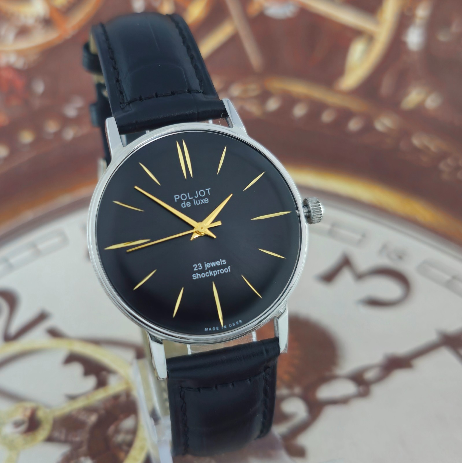 Poljot De Luxe ULTRA SLIM Soviet Wristwatch 2209 Black Dial Vintage Watch USSR