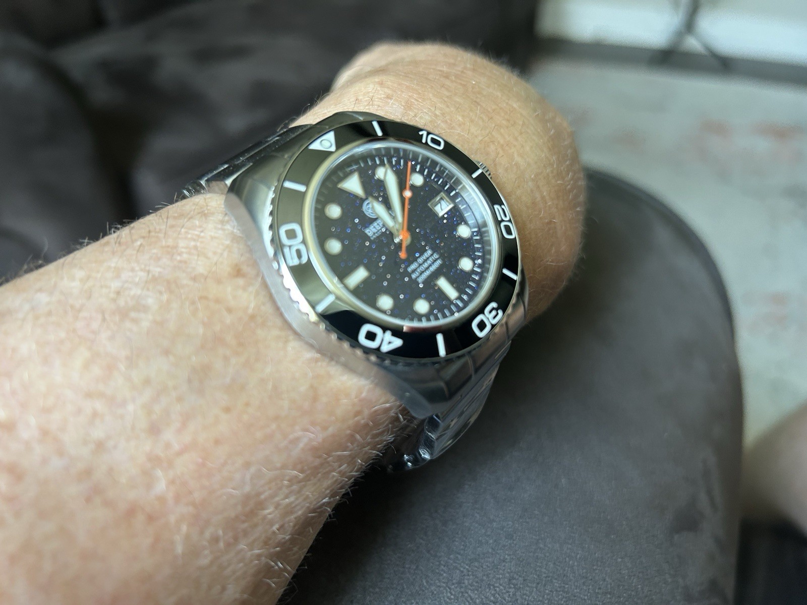 Deep Blue PRO DIVER 200 42.5MM AUTO DIVE WATCH- BLUE SANDSTONE DIAL