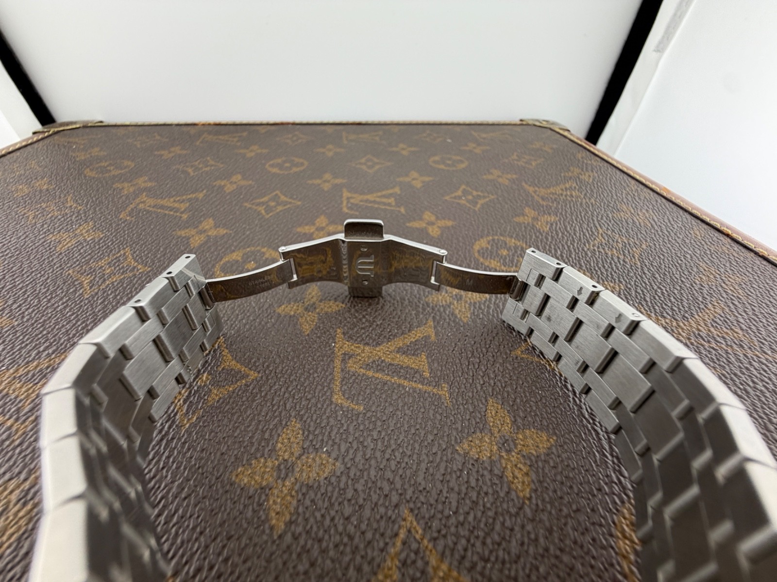 Maurice Lacroix AIKON Automatic Calibre ML115 Case 42mm Grey Dial Full Set