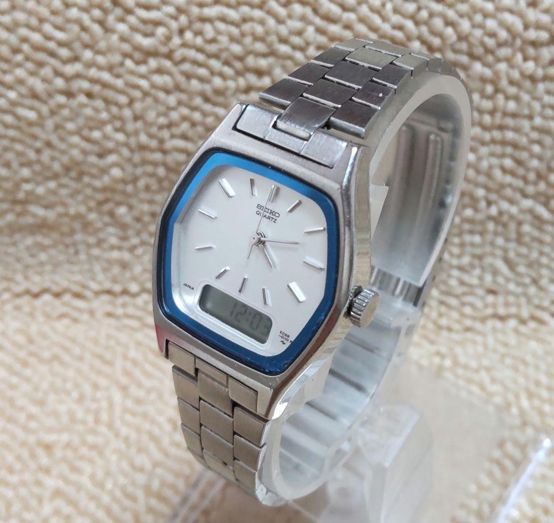 Seiko Quartz Digital Analog Watch Womens Blue Dial 25mm wrist 15cm/5.9in