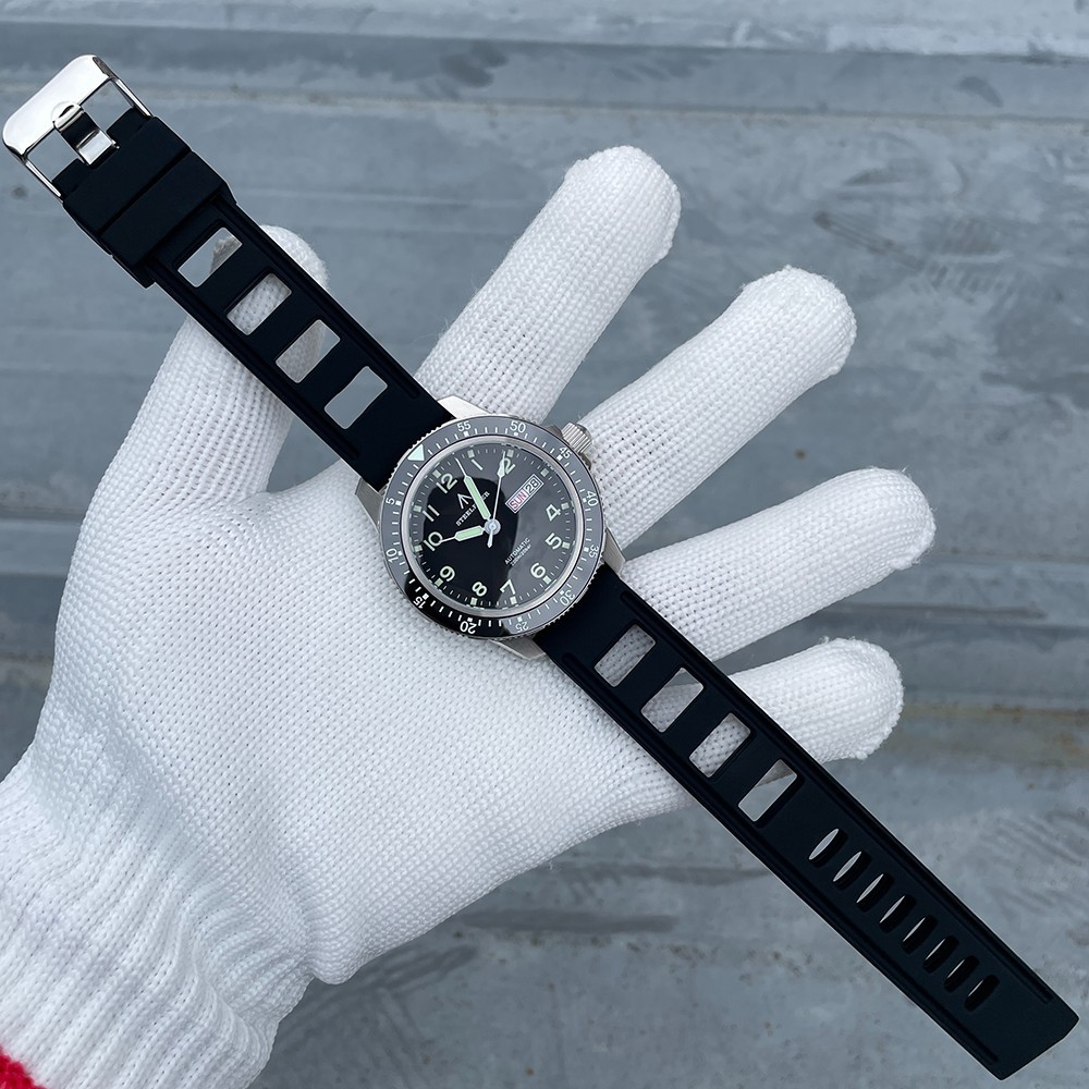Steeldive Steelflier SF787, Pilot, NH36, Sapphire, Lume, Diver, Diving, Rubber