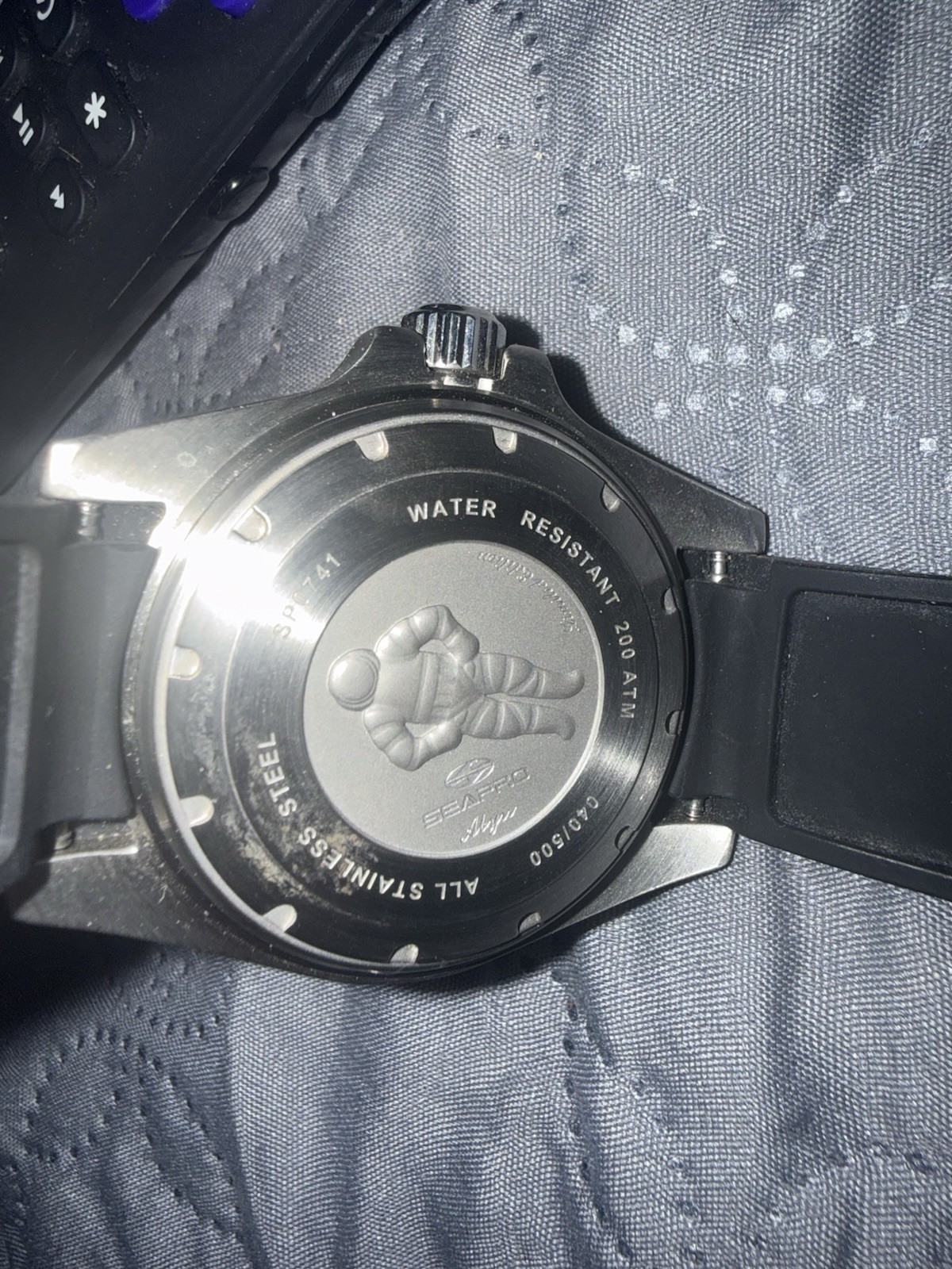 Seapro Abyss Mens Diver Watch 200 ATM Quartz Blue Dial Black Strap Date