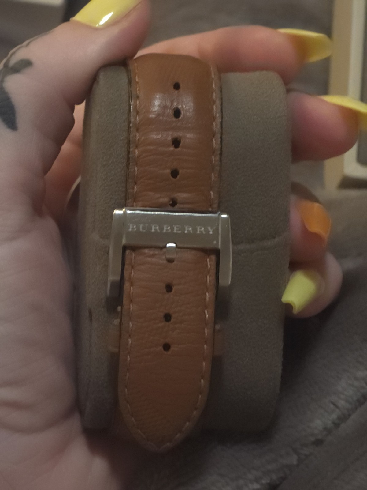 Burberry BU9905 The City Swiss Sapphire Black Dial Brown Leather Box Papers