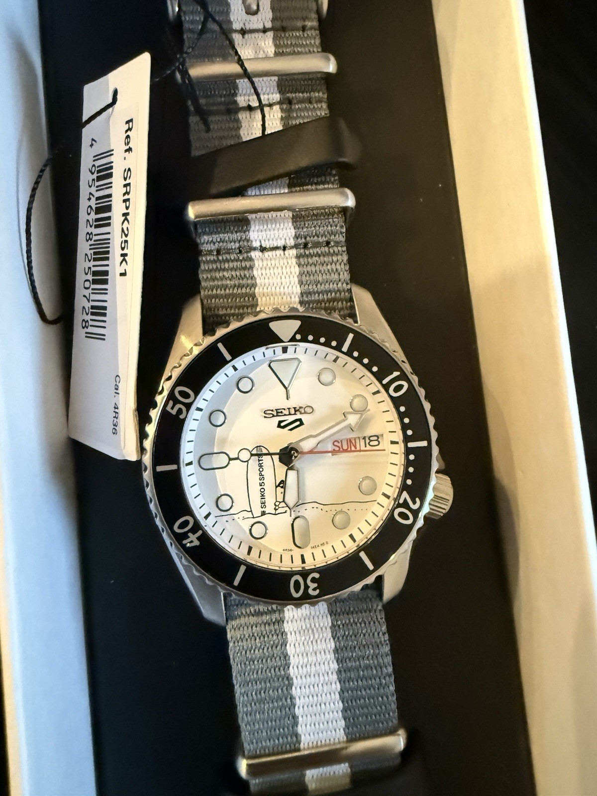 Seiko 5 Sports Snoopy Peanuts 38mm Auto Day/Date Diver Nylon Strap