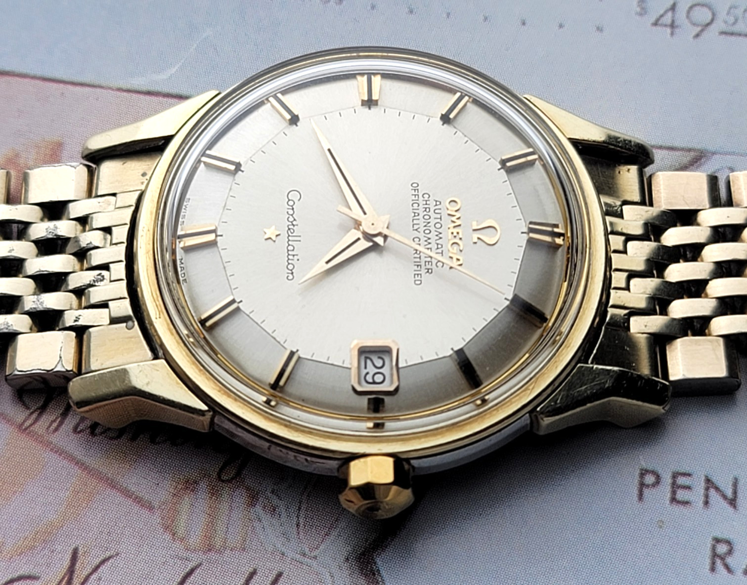 Vintage 14K / SS Omega Constellation Pie-Pan 168-005 caliber 561 .SERVICED.