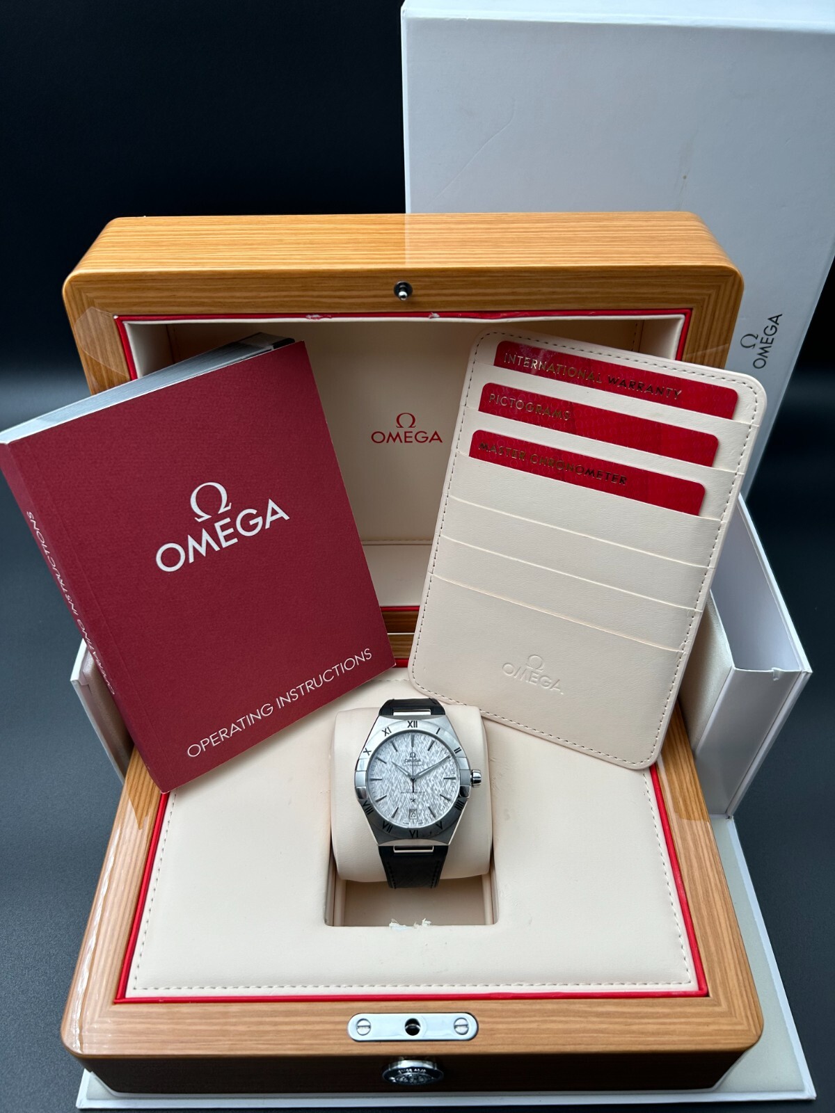 OMEGA Constellation 41Mm 131.12.41.21.06.001 Full Set w/ Box & Papers