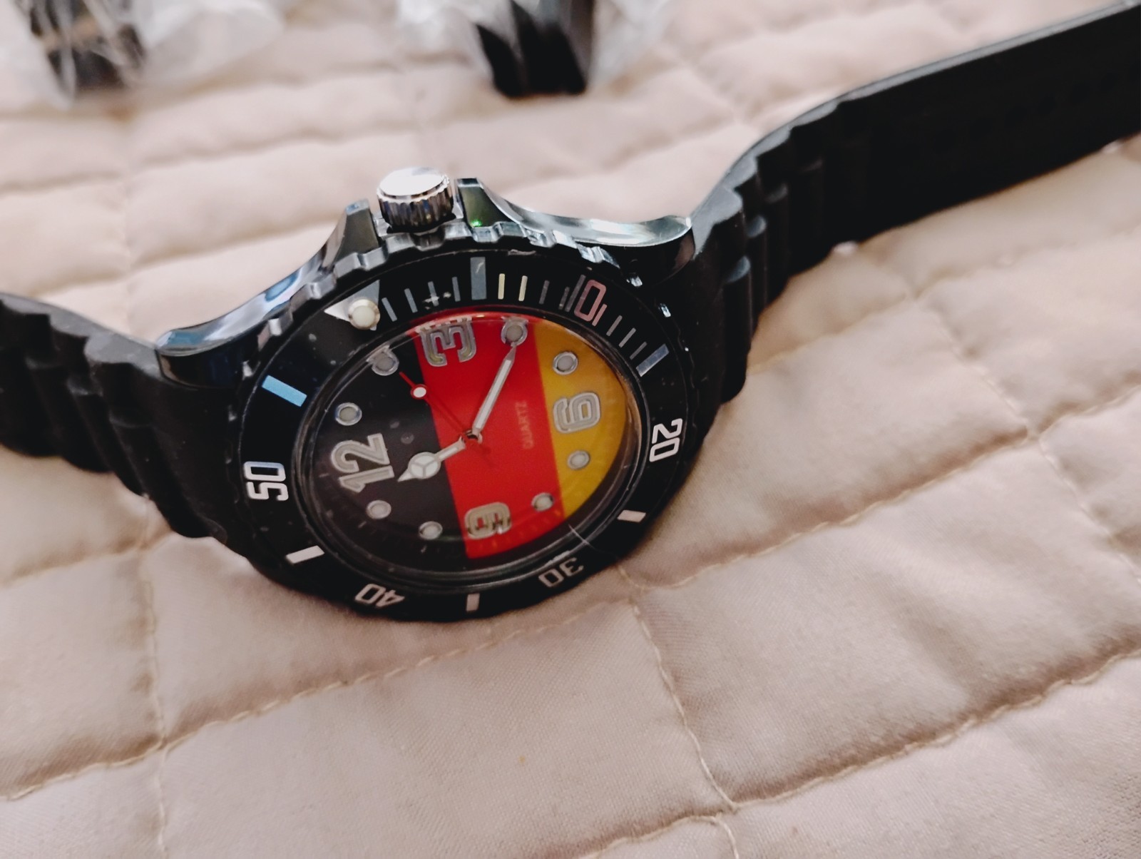 Unisex NEW! Silicone Quartz Watch German Germany Flag Black, need Batterie