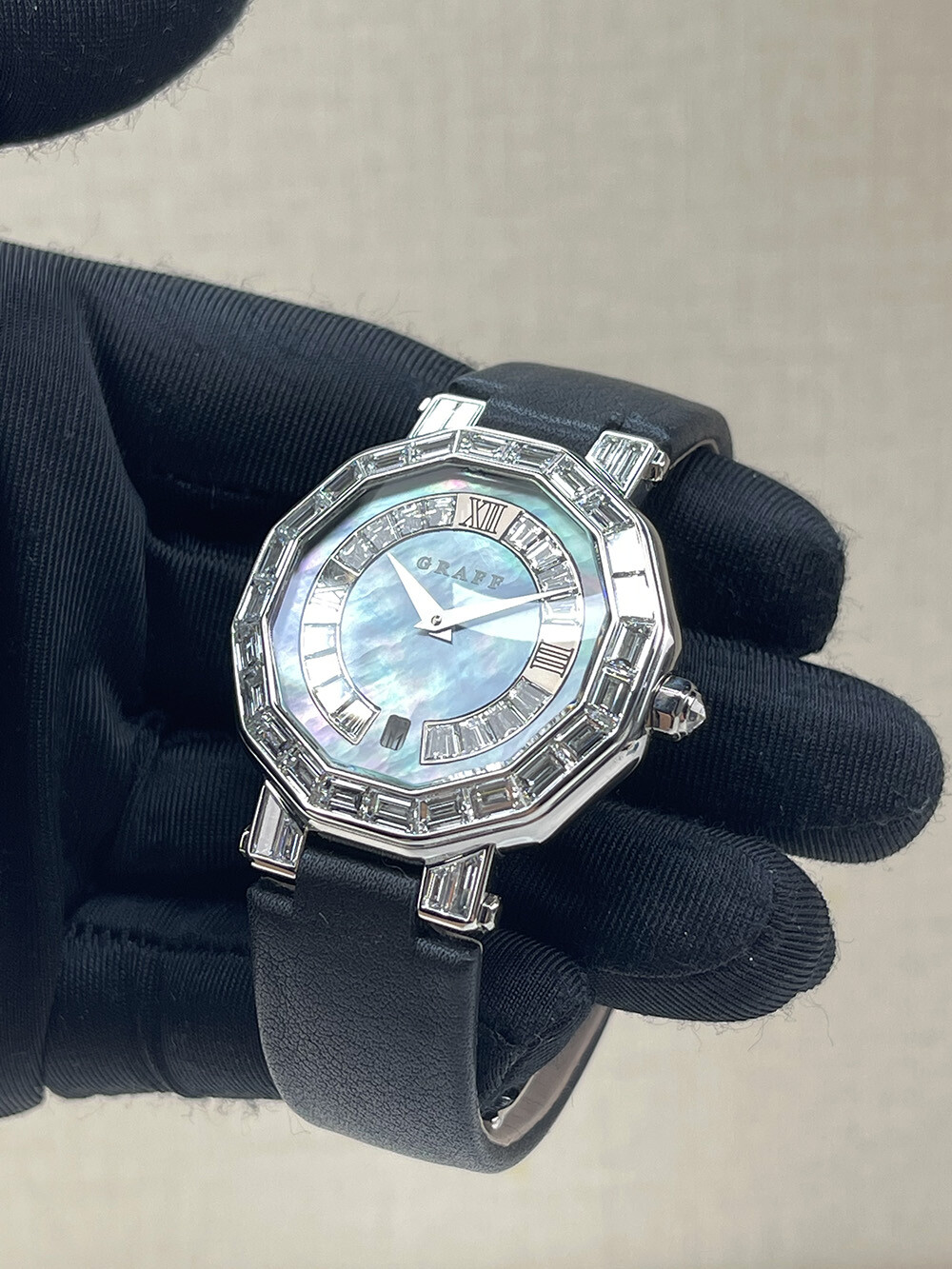 Graff London 36mm Diamond Ice blue mother-of-pearl Dial Watch