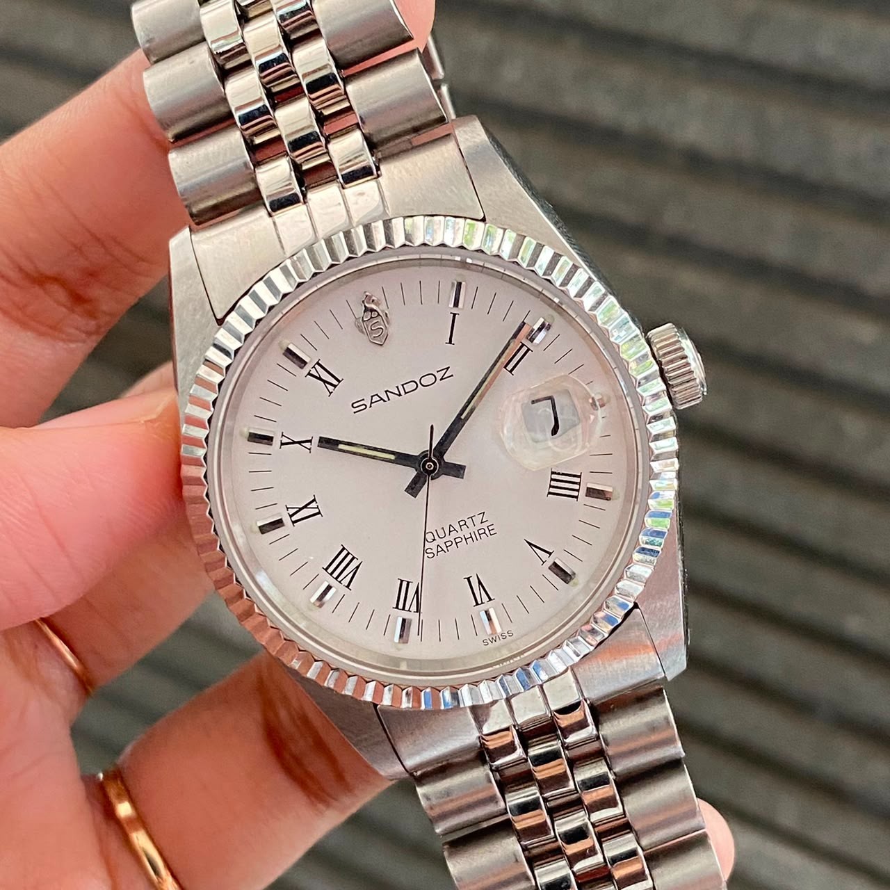 RARE Sandoz Quartz Sapphire White Dial Date Index Roman Swiss Made Dress Watch