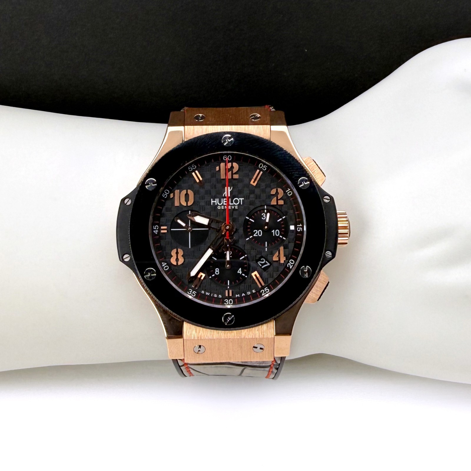 Hublot Big Bang Chronograph 301.PB.131.RX Gold Wristwatch